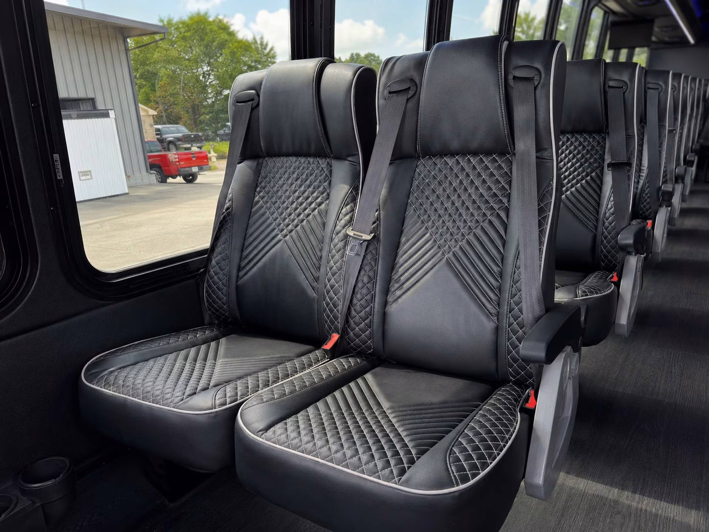 fan bus rentals to cincinnati bengals and reds games from hamilton
