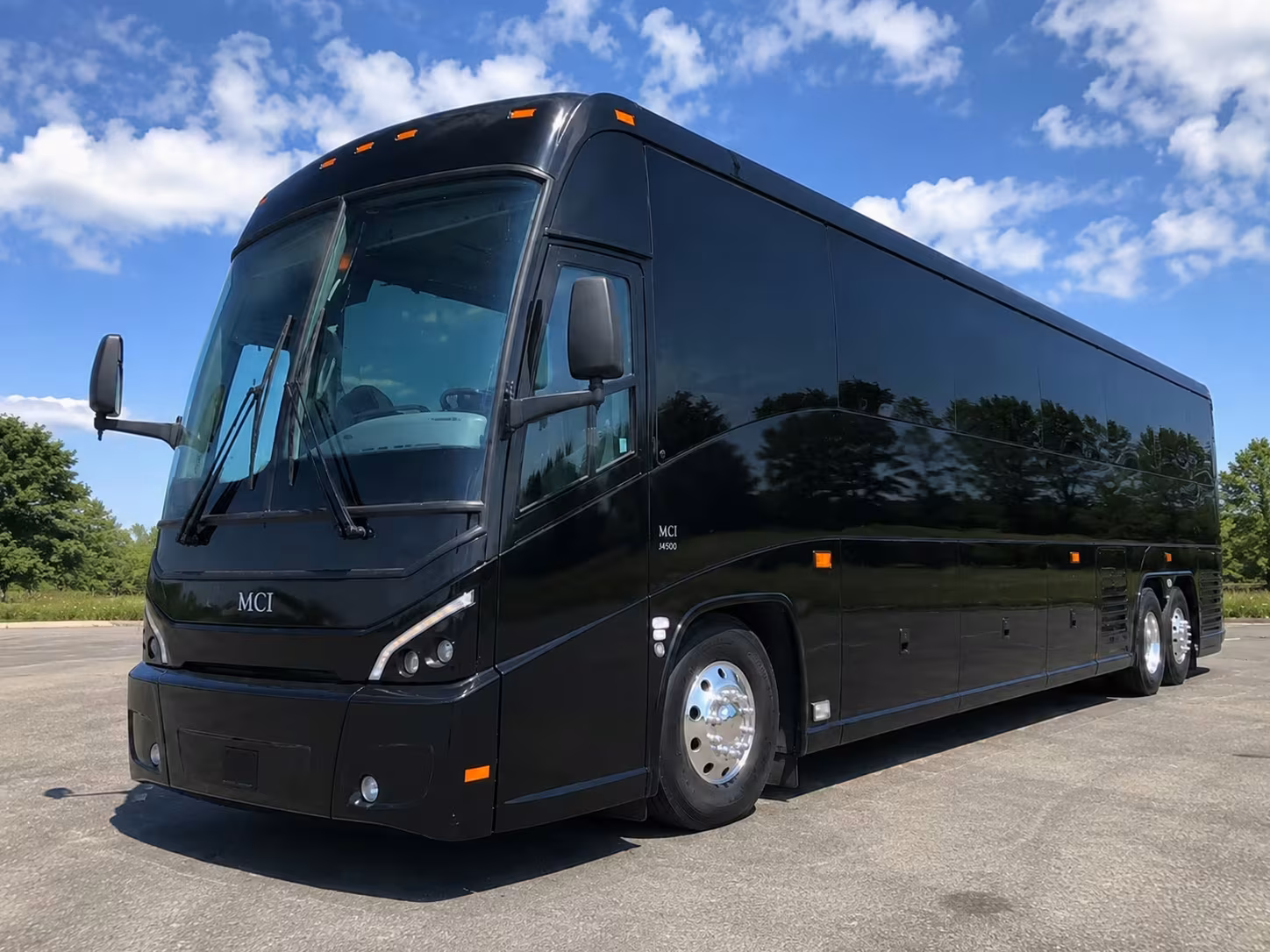 hamilton bus rentals for school field trips