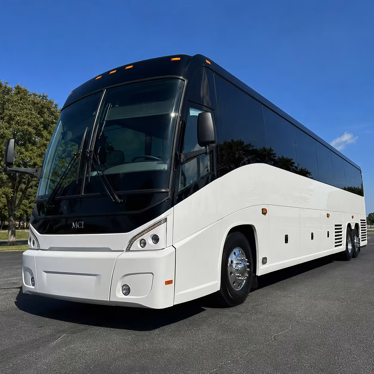 hamilton youth group charter bus rentals for retreats and conferences