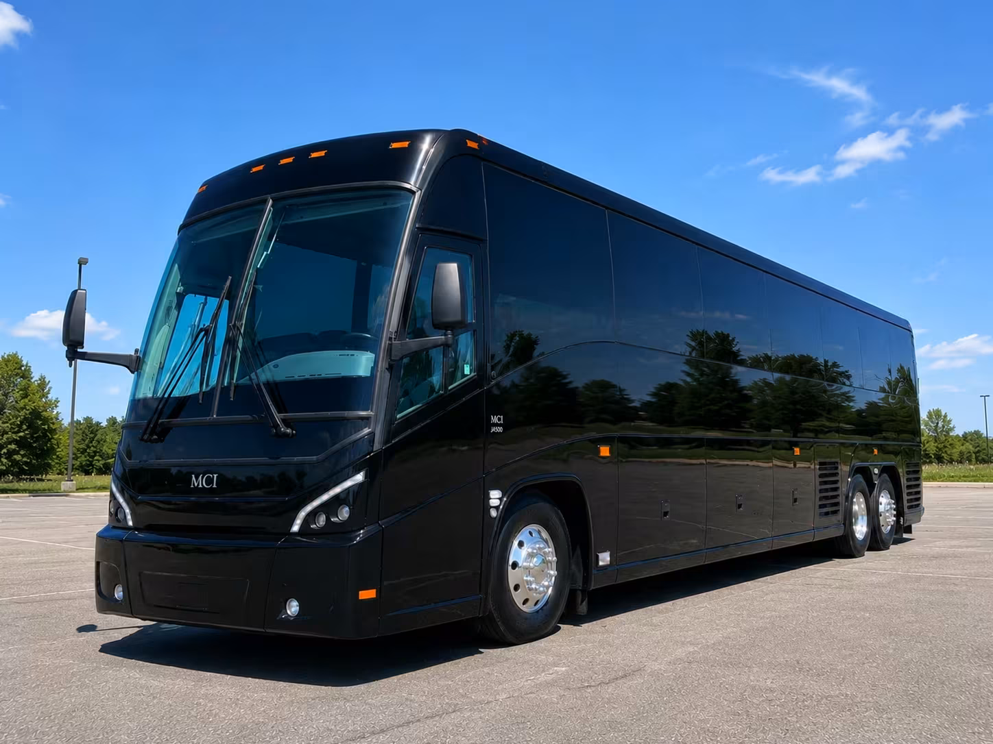 long distance field trip bus rentals for hamilton school groups